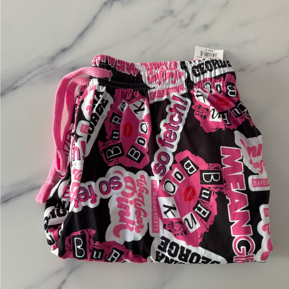 Bioworld Mean Girls Womens' Burn Book Sleep Lounge Pajama Pants NWT - Picture 9 of 9
